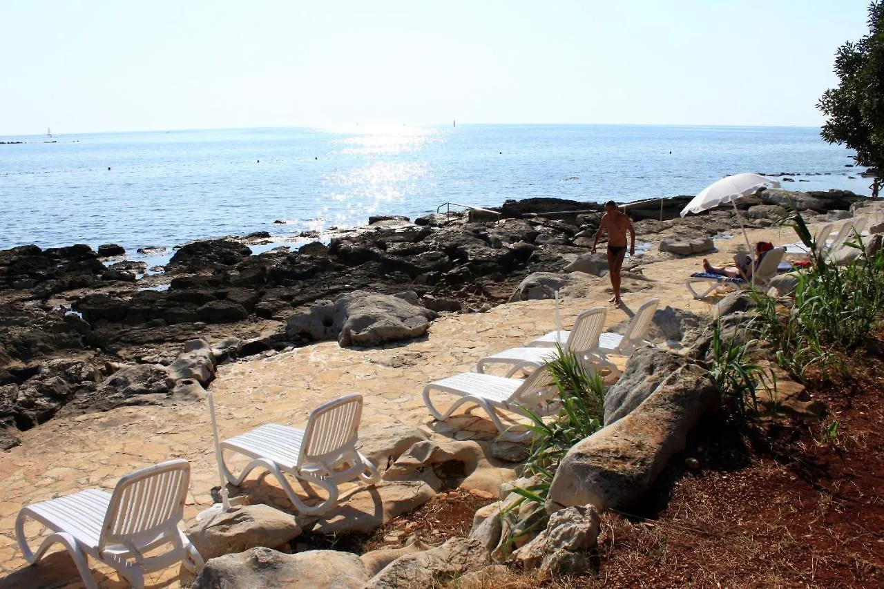 Apartments With A Parking Space Zambratija, Umag - 20423 Savudrija