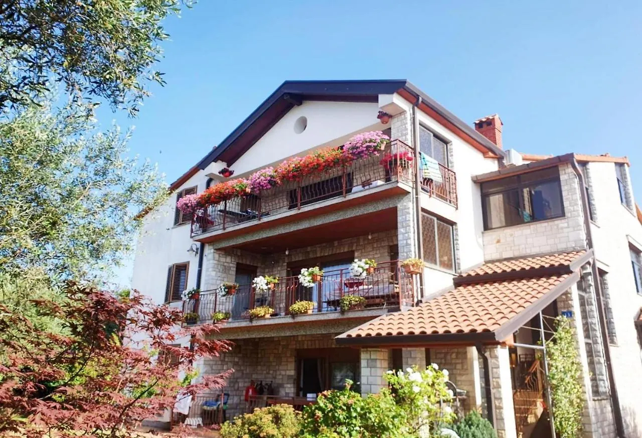 Apartments With A Parking Space Zambratija, Umag - 20423 Savudrija