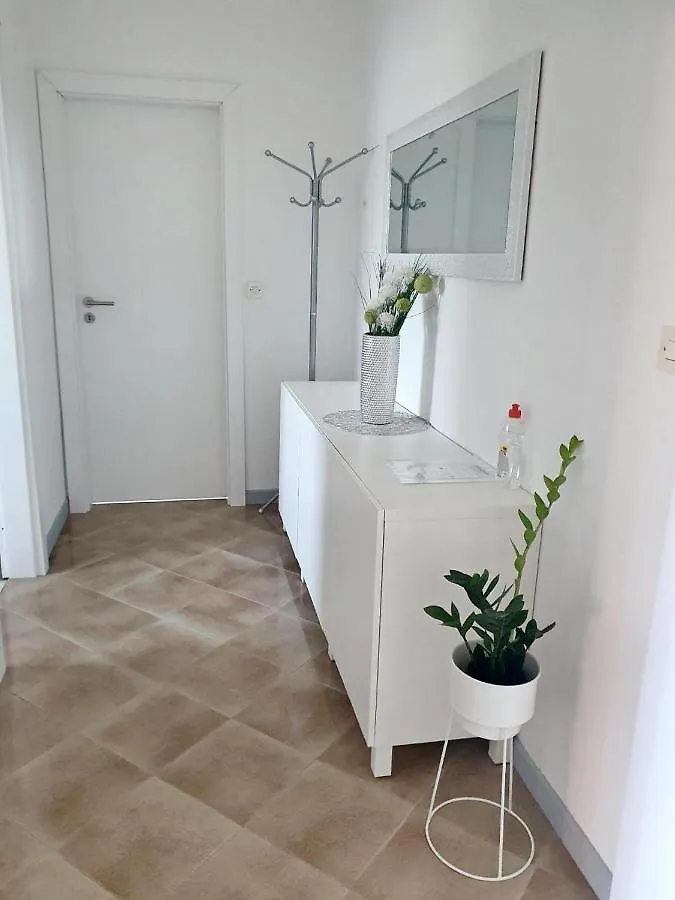 Apartments With A Parking Space Zambratija, Umag - 20423 Savudrija Croatia