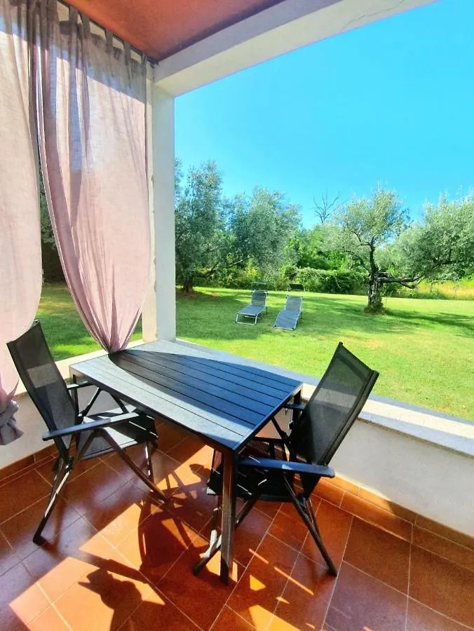 Apartments With A Parking Space Zambratija, Umag - 20423 Savudrija